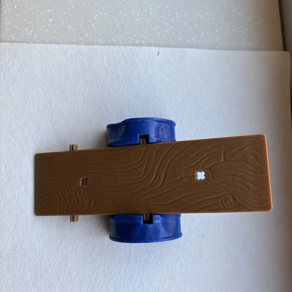 Tech Deck Spin Master Mixed Lot Skate Park Ramp, Boards, 3 Tech Decks, 4 Cards